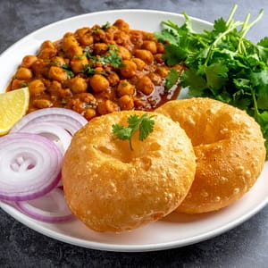 Chole Poori (2 Nos.)
